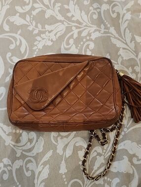 Vintage Chanel Quilted Tassel Camera Bag – Cognac Lambskin Crossbody